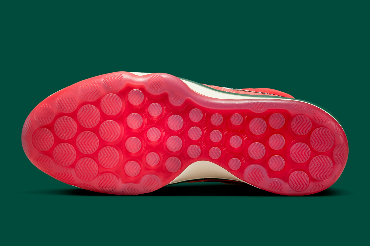 Bộ Sưu Tập Giày Nike Basketball Giáng Sinh 2023: Đẹp và Đa Dạng - 29