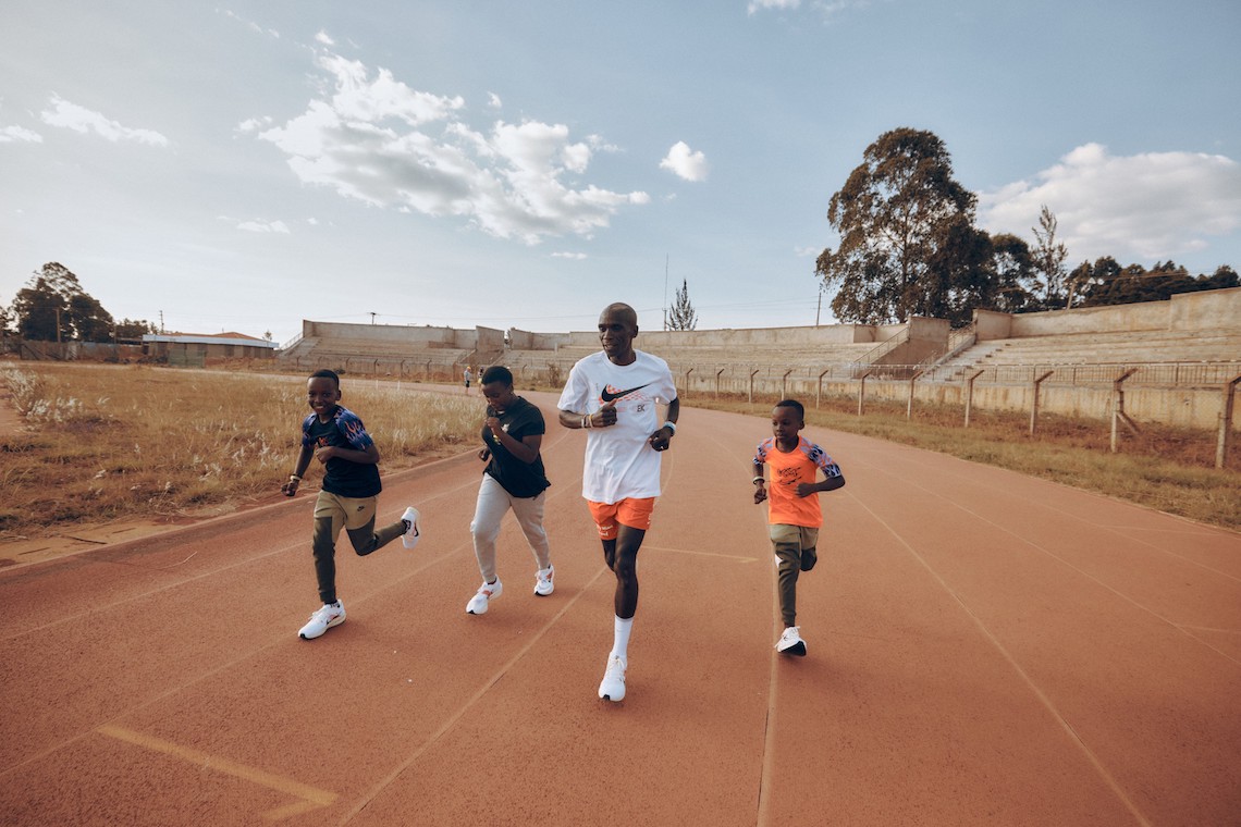Bộ Sưu Tập Giày và Quần Áo EK Umoja Của Eliud Kipchoge và Nike Running - 6