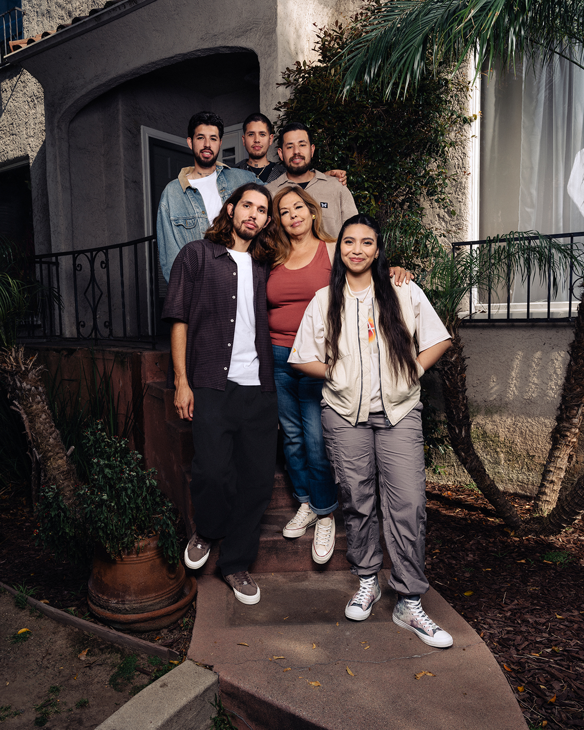 Bộ Sưu Tập Mi Gente 2023 của Converse Tôn Vinh Di Sản Latinx - 8