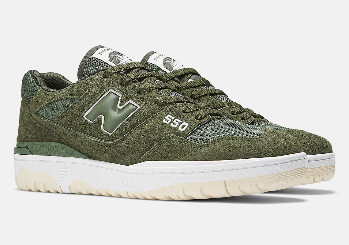 Bộ sưu tập New Balance 550 'Olive Suede': Sự pha trộn tinh tế giữa gam màu xanh lá cây và chất liệu da lộn - 1