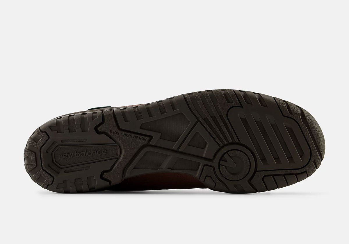 Bộ Sưu Tập New Balance 550 'Small Logo': Đổi Mới Đầy Bất Ngờ! - 6