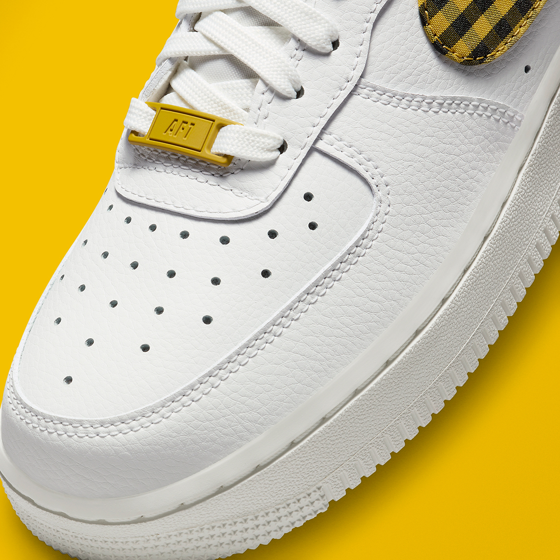 Bộ sưu tập Nike Air Force 1 Low Gingham Yellow: Sự hòa quyện độc đáo giữa phong cách và màu sắc! - 7