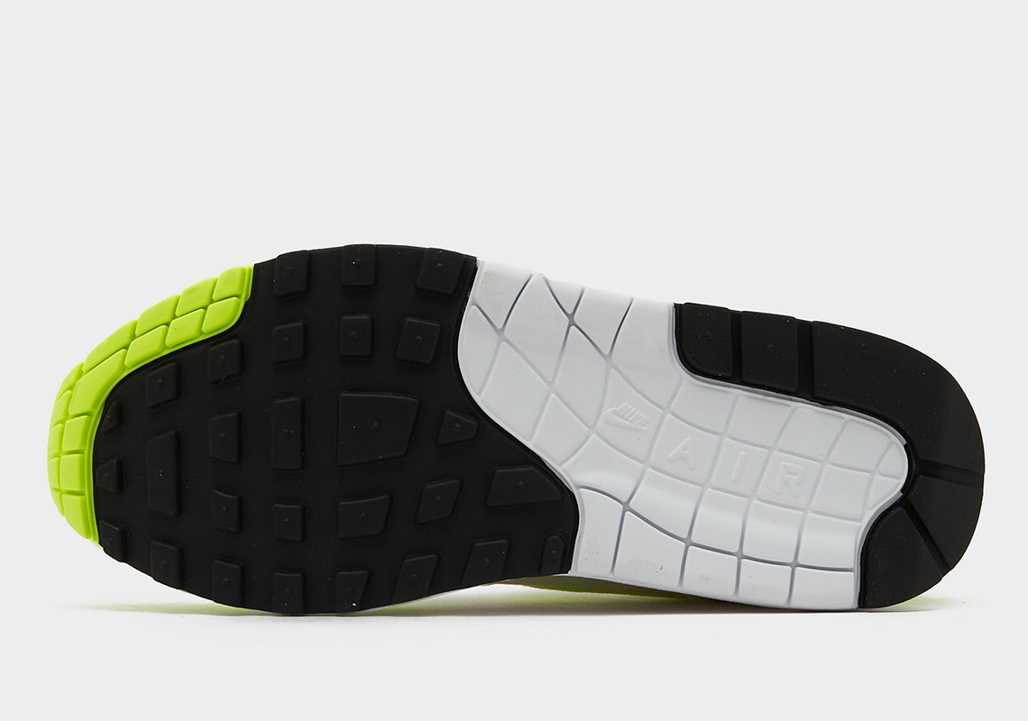 Bộ sưu tập Nike Air Max 1 Volt Suede được làm mới với thiết kế Bóng Tennis - 6