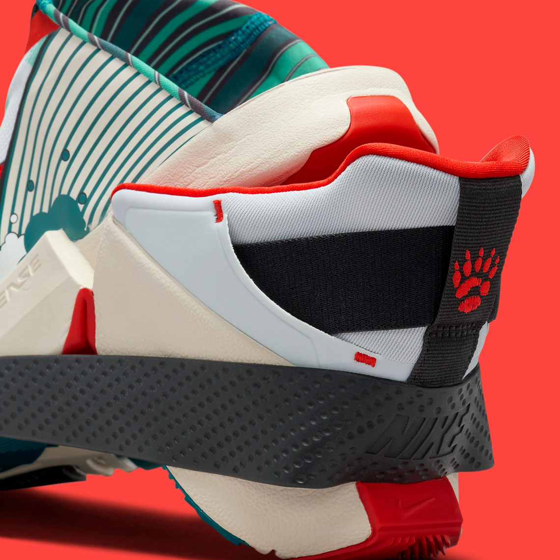 Bộ Sưu Tập Nike Doernbecher Freestyle XIX: Sự Hòa Quyện Nghệ Thuật và Tình Người - 207