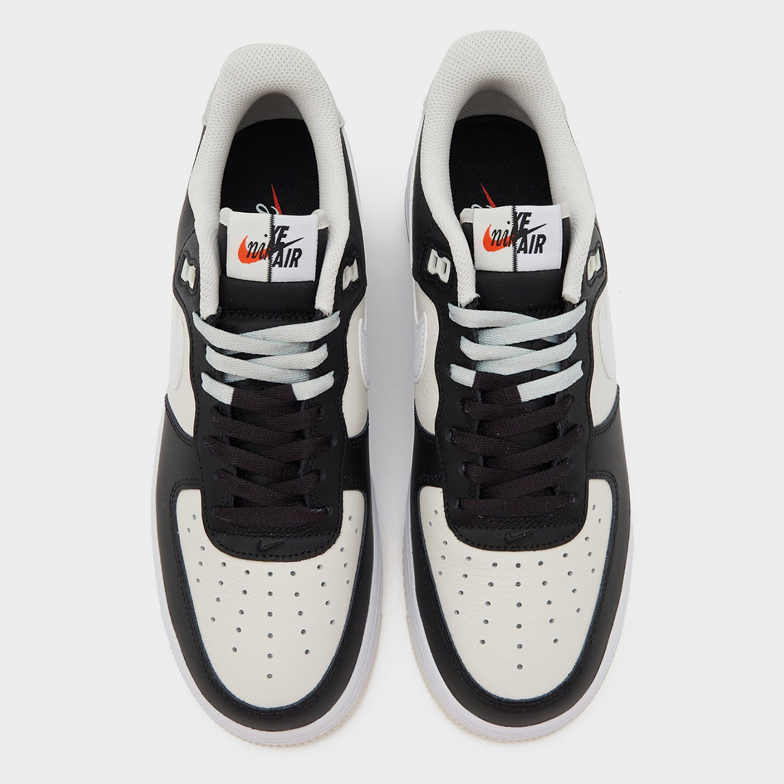 Bộ sưu tập Nike Remix: Phiên bản Nike Air Force 1 Low Black/Coconut Milk lấy cảm hứng từ thập kỷ cổ điển! - 5