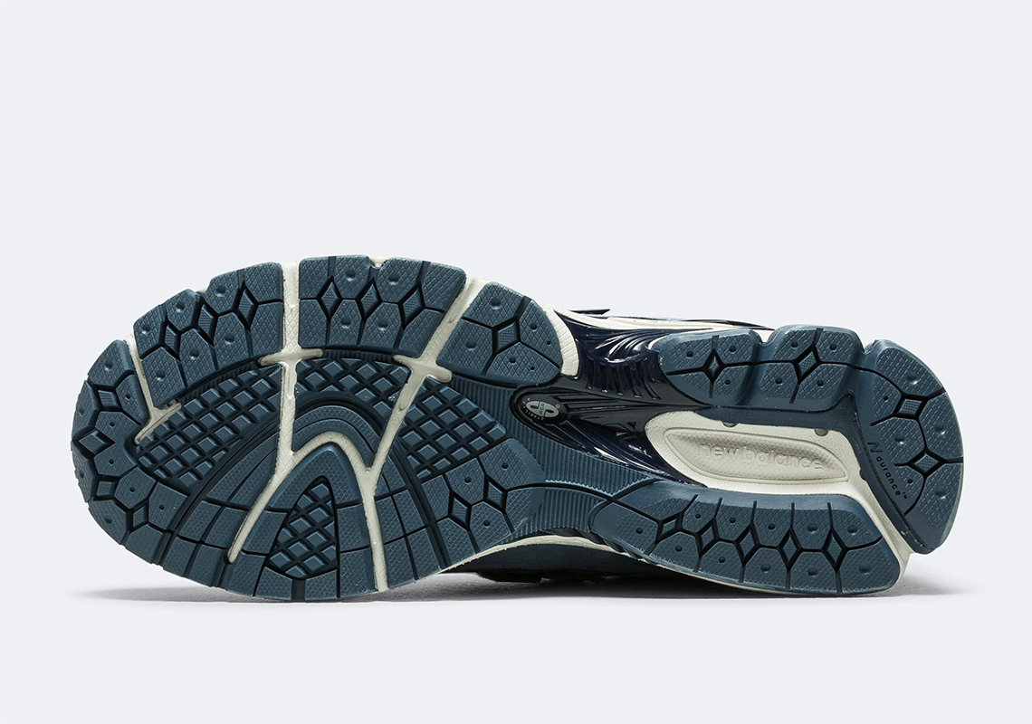 Bộ sưu tập Overdyed của New Balance: Giày 1906R Sapphire Blue - 5