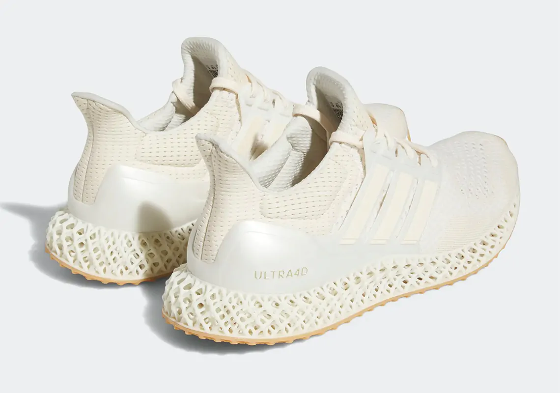 Bộ sưu tập Pride của Rich Mnisi x adidas gồm ba phiên bản ULTRA 4D - 7