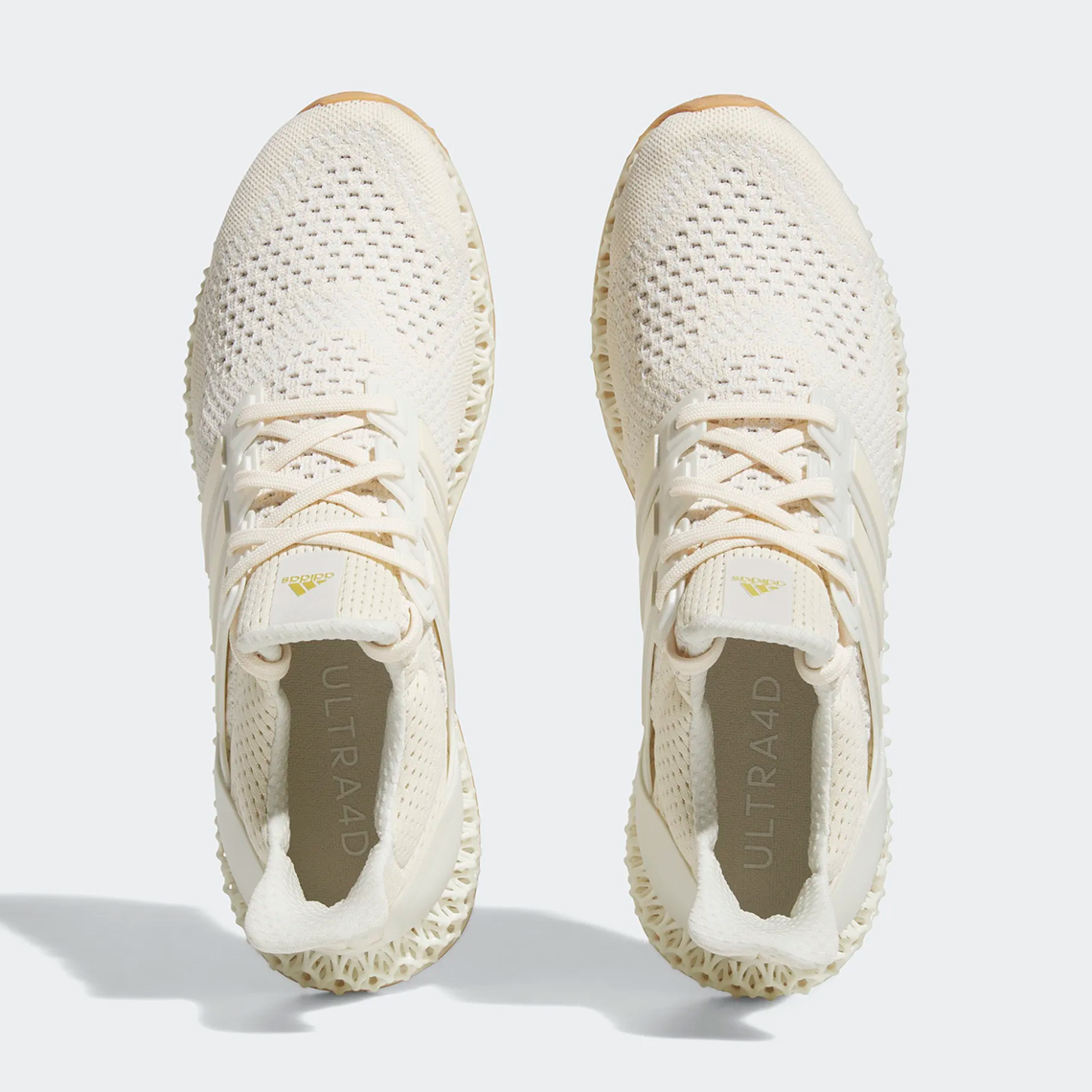 Bộ sưu tập Pride của Rich Mnisi x adidas gồm ba phiên bản ULTRA 4D - 8