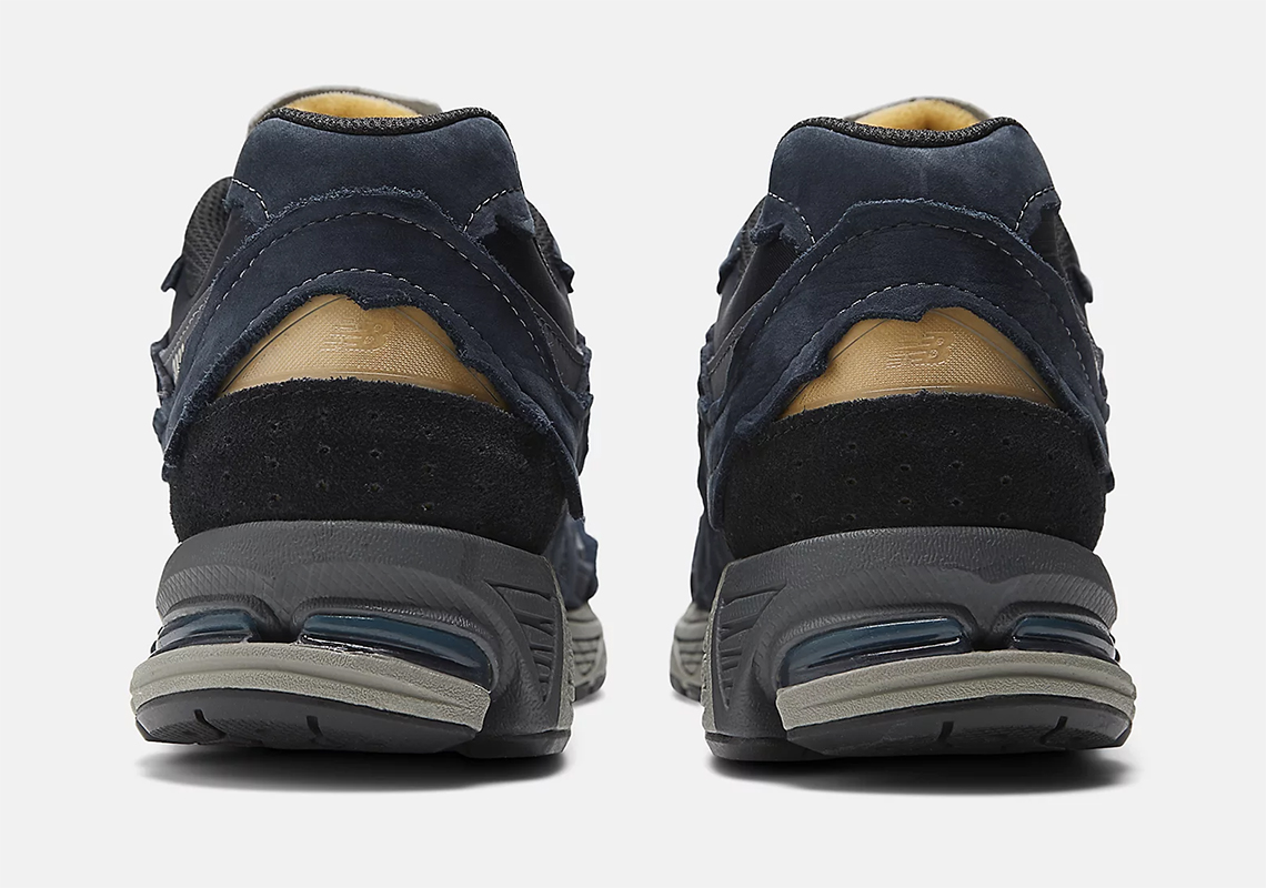 Bộ sưu tập Protection Pack của New Balance 2002R trở lại với bốn gam màu mới, cải tiến đáng chú ý - 13