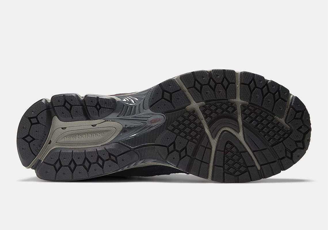 Bộ sưu tập Protection Pack của New Balance 2002R trở lại với bốn gam màu mới, cải tiến đáng chú ý - 14