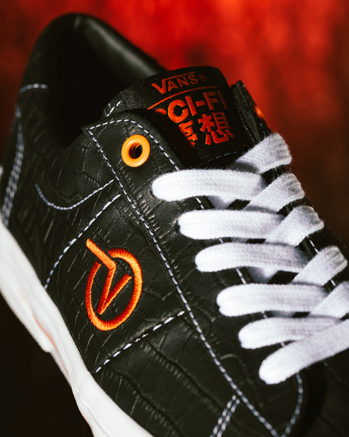 Bộ sưu tập Vans x Sci-Fi Fantasy gợi lên nỗi nhớ của những năm 90 - 7