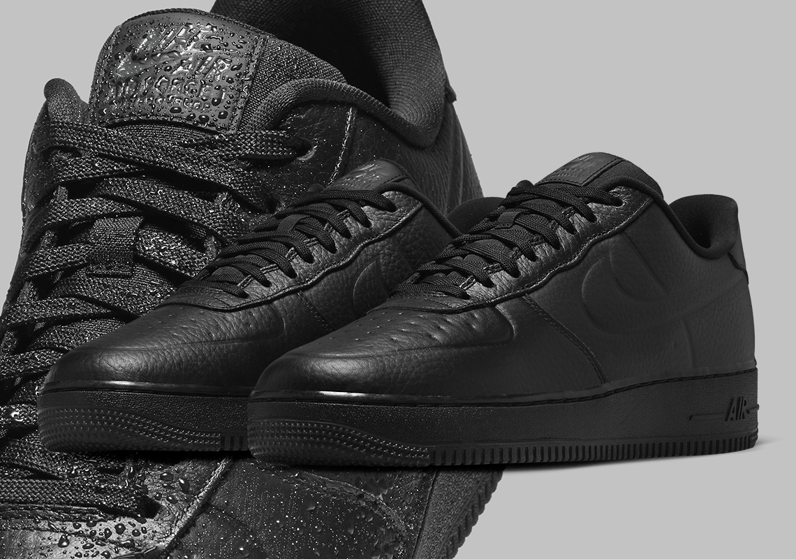 Bộ Sưu Tập Waterproof Air Force 1 Low: Siêu phẩm Triple-Black chống nước sắp ra mắt! - 1