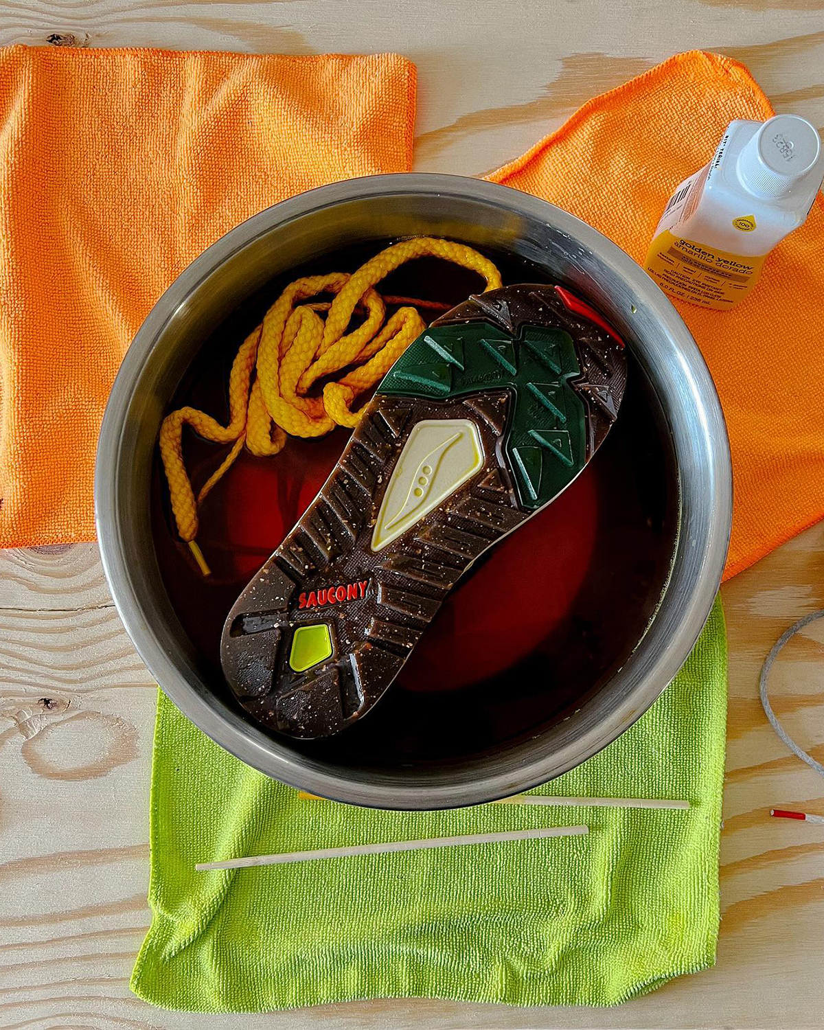 Bodega và Saucony: Hợp tác đặc biệt trên Jaunt Woven Grid Shadow 2 - 4