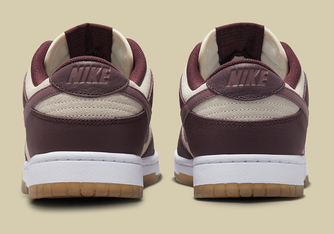 Các màu Coconut Milk và Plum Eclipse kết hợp với nhau trên Nike Dunk Low này - 5
