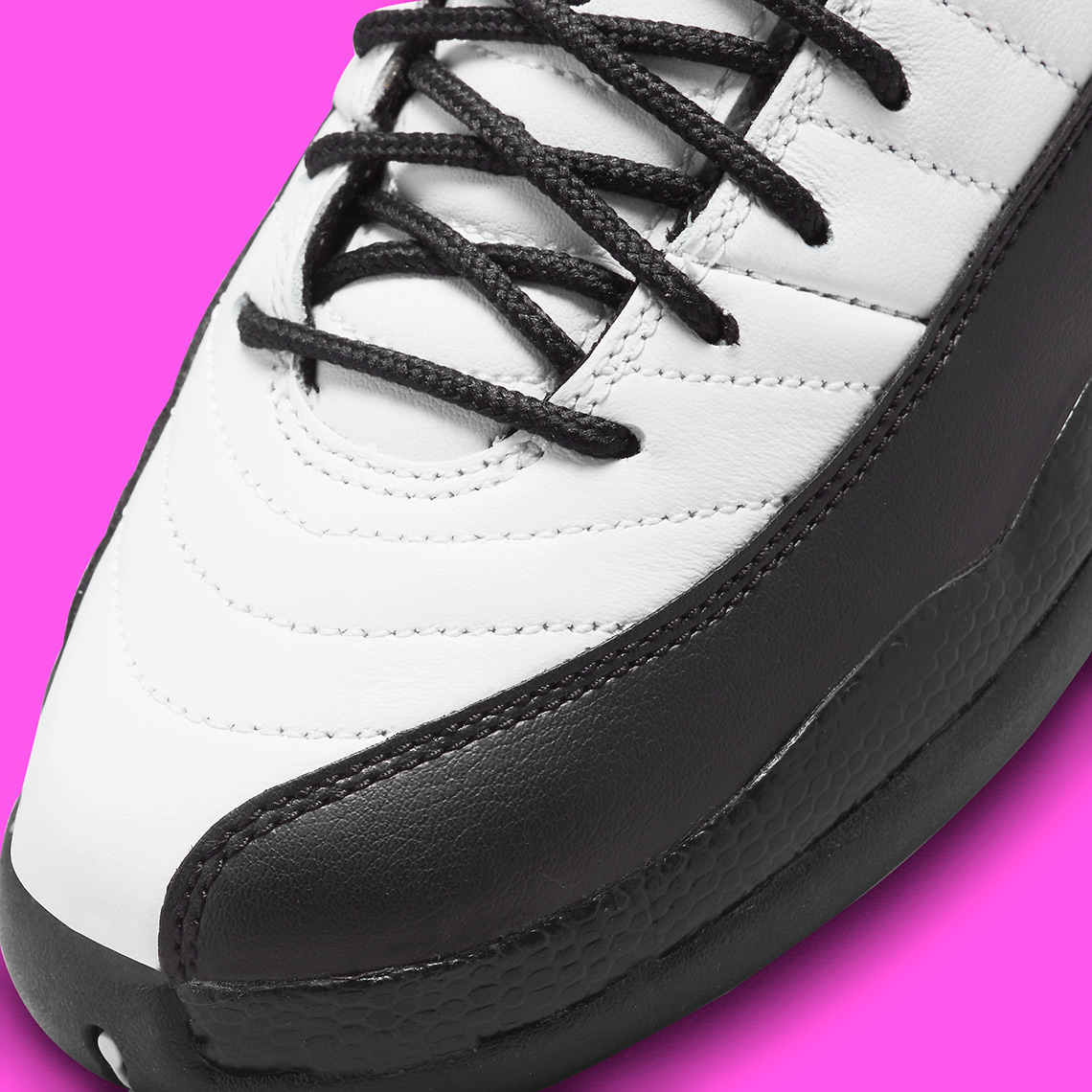 Các mẫu thêu hoa được trang trí trên Air Jordan 12 cho các bé gái sắp tới này - 8