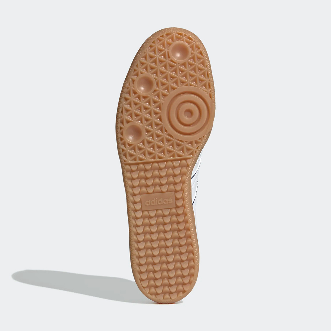 Các sắc thái khác nhau của màu xanh làm nổi bật adidas samba - 6