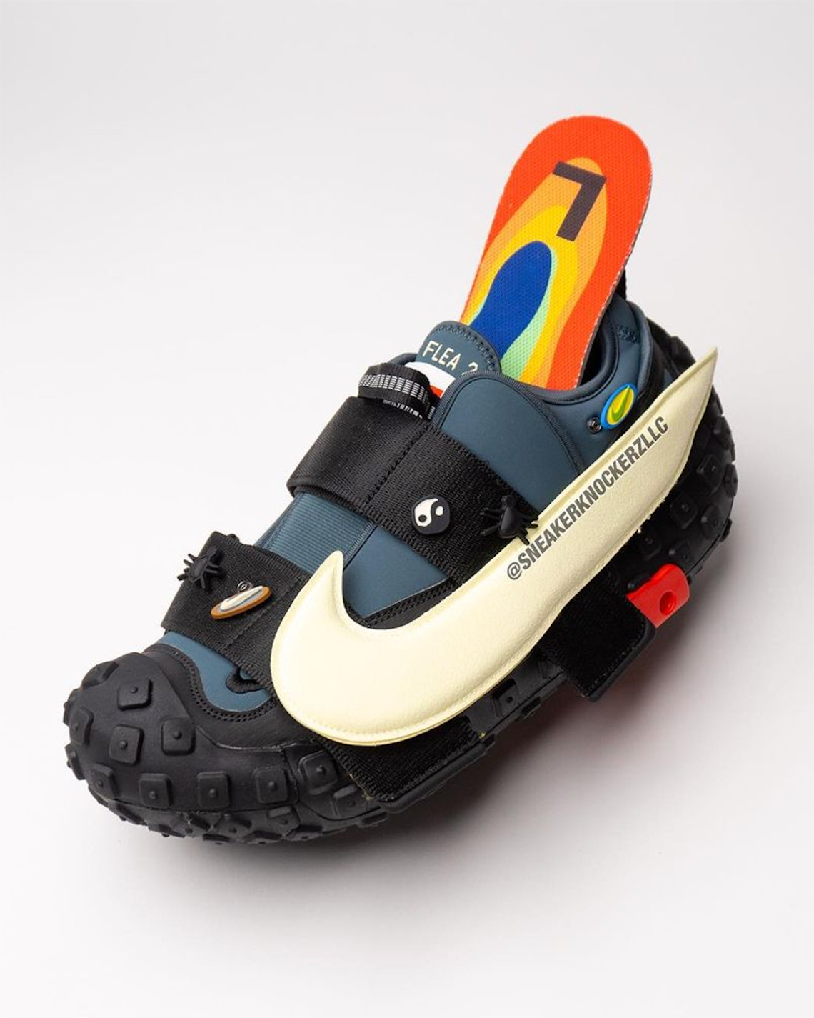 Cactus Plant Flea Market và Nike Hợp Tác cho Đôi Giày Air Flea 2 Mới - 2