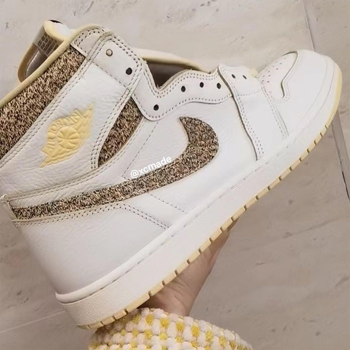 Cái nhìn đầu tiên về Air Jordan 1 Retro High OG Vibrations Of Naija - 2