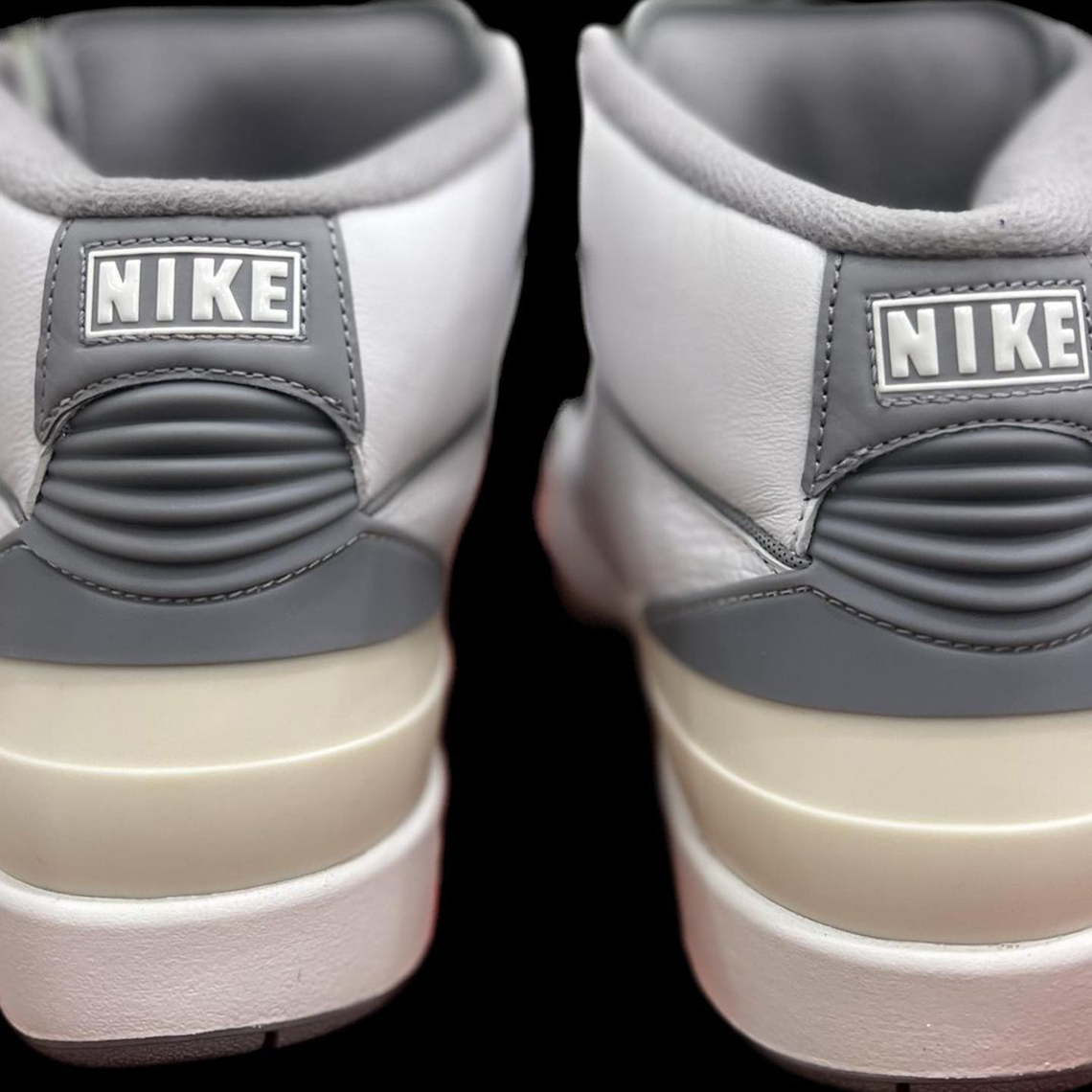 Cái nhìn đầu tiên về Air Jordan 2 Cement Grey 2023 thật ấn tượng - 8