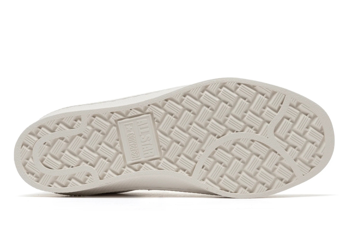 CDG PLAY mang đến sắc đỏ tươi trên đôi giày Converse Pro Leather Low sạch sẽ này - 6