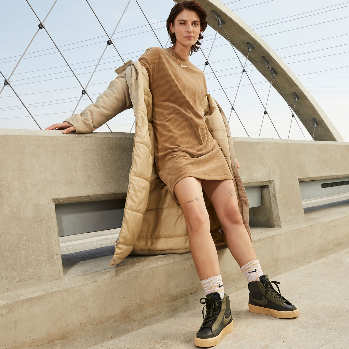 Chất liệu cao cấp hồi sinh lại đôi giày cho  nữ Nike Blazer Mid Victory Olive - 10