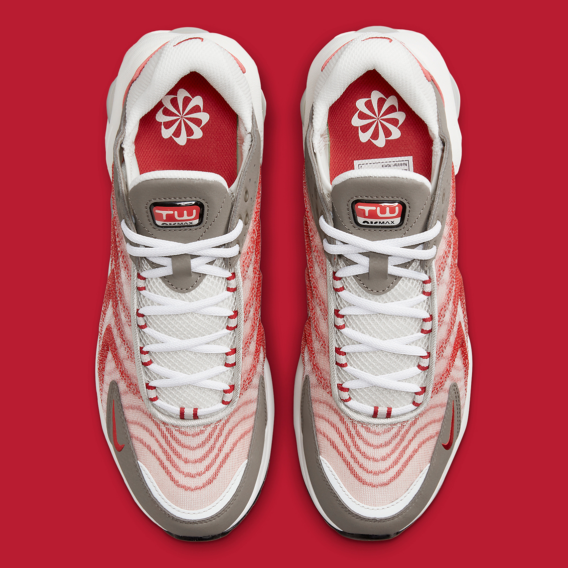 Chi tiết màu đỏ làm nổi bật Nike Air Max mới nhất - 4