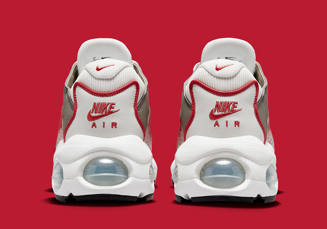 Chi tiết màu đỏ làm nổi bật Nike Air Max mới nhất - 5