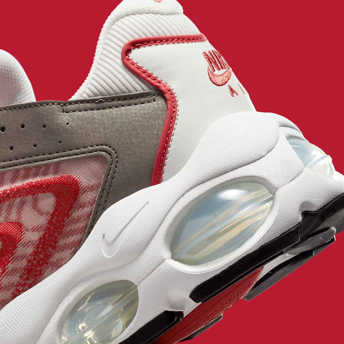 Chi tiết màu đỏ làm nổi bật Nike Air Max mới nhất - 8