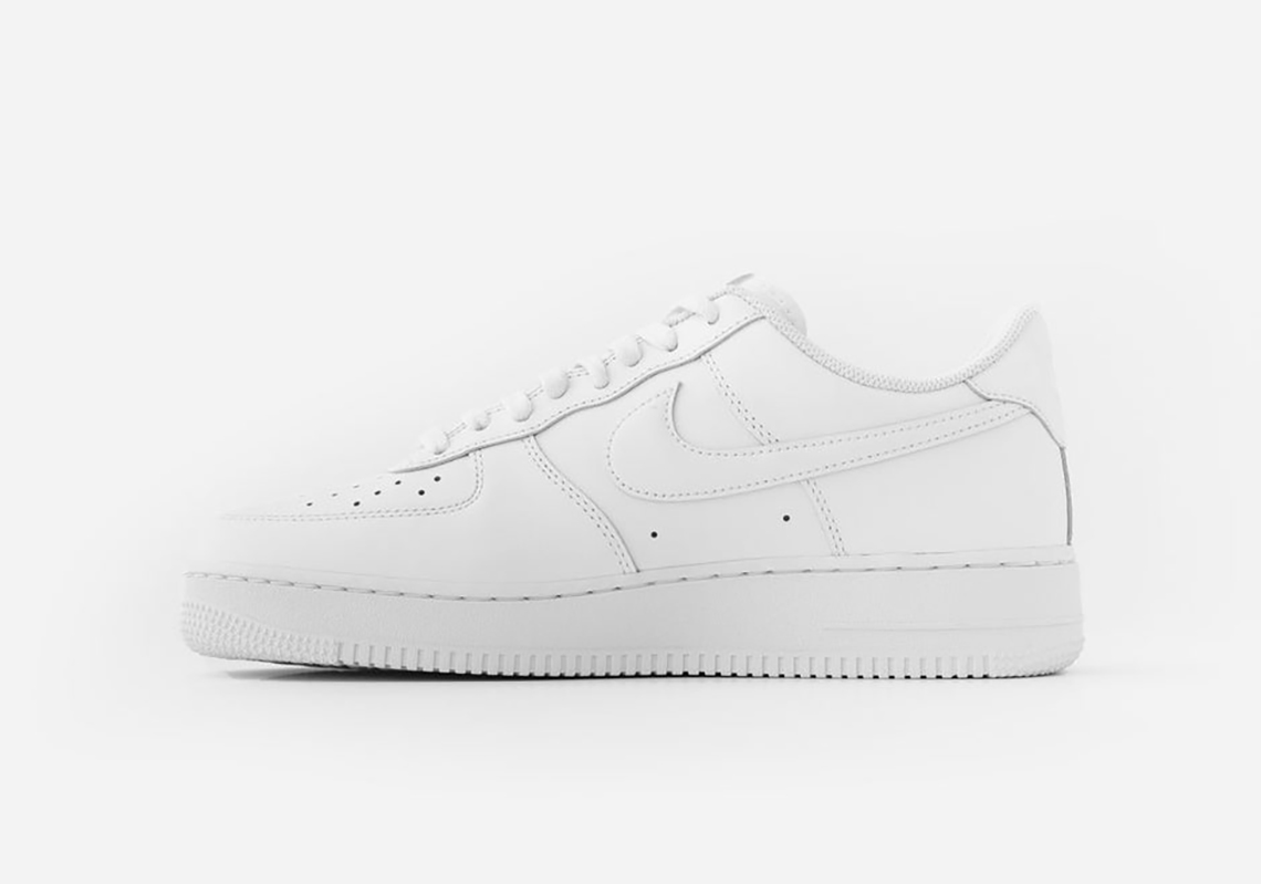 Chris Stamp hợp tác với đầu bếp Nobu Matsuhisa cho phiên bản Sushi Force 1 - 3