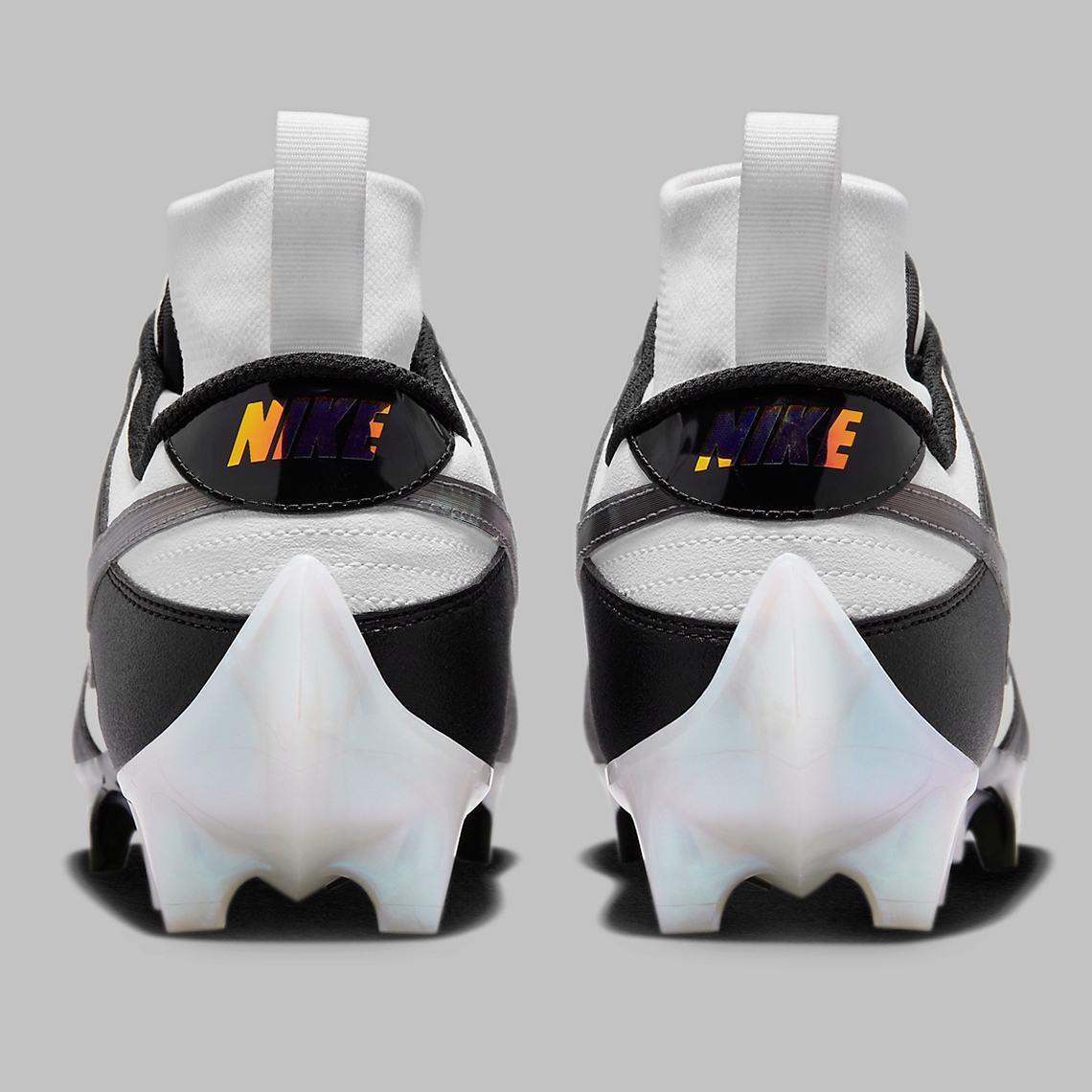 Cơn sốt Nike Panda Dunk tấn công sân bóng - 6