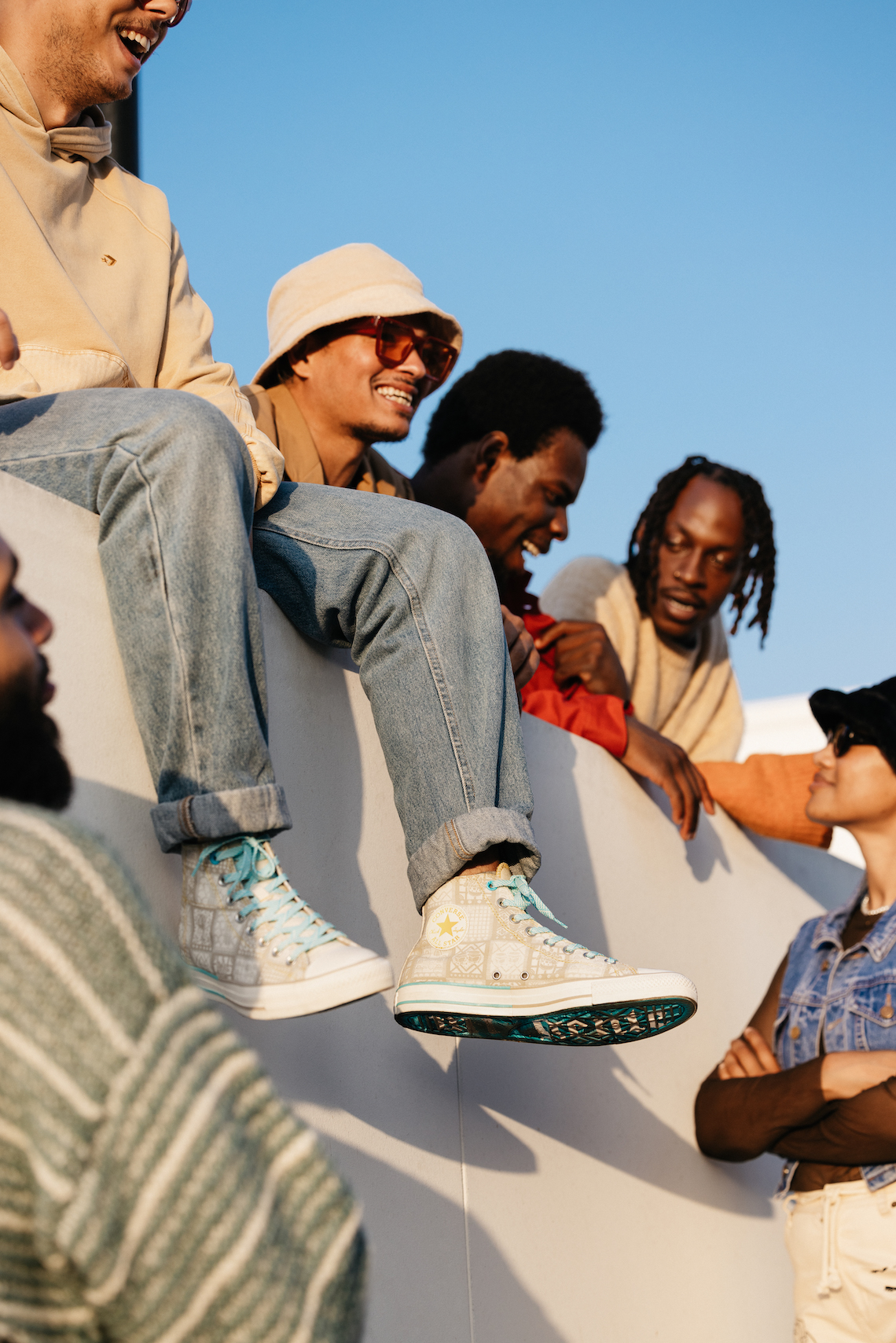 Converse kỷ niệm tháng di sản Tây Ban Nha với bộ sưu tập ¡Mi Gente, Mi Alegría! - 14