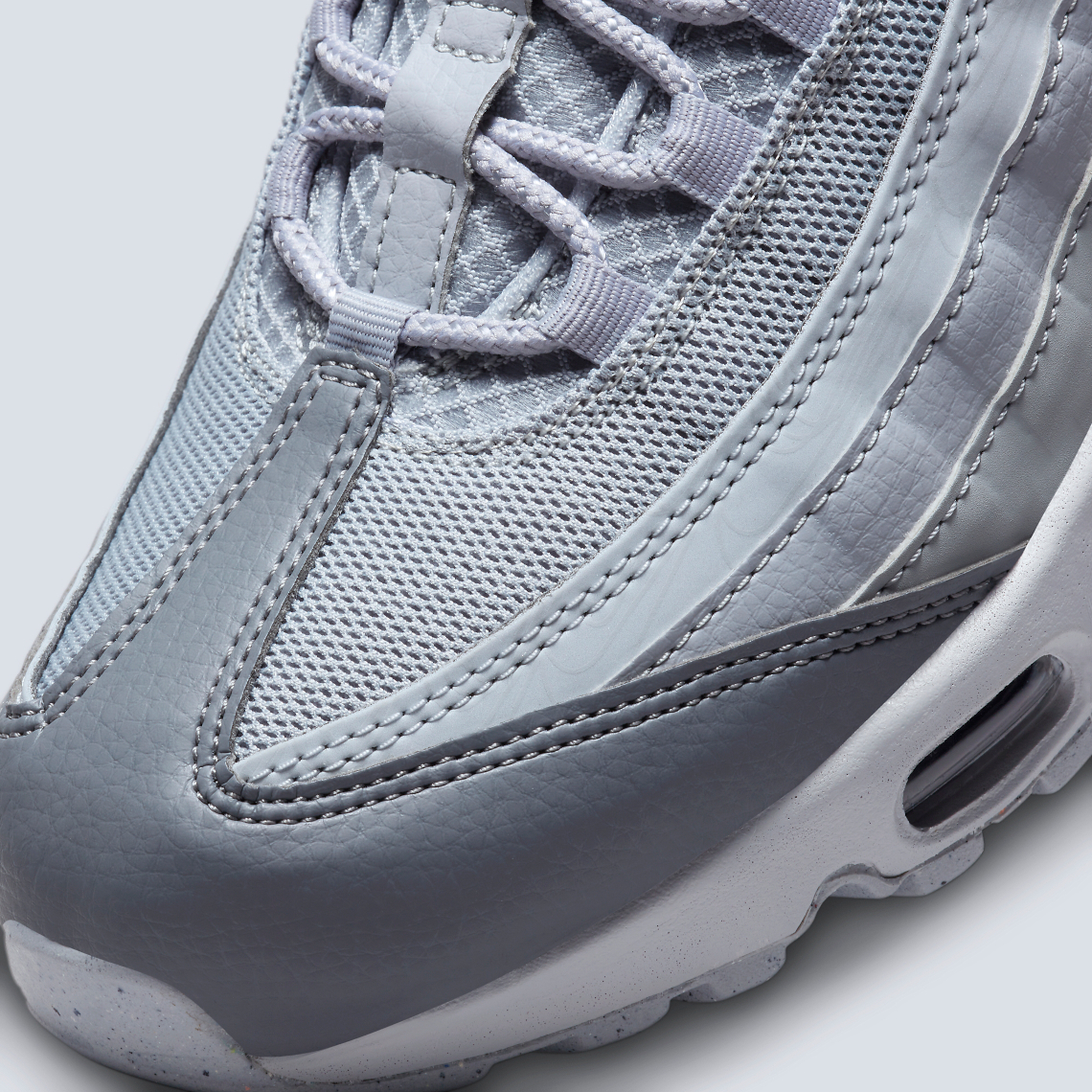 Cùng ngắm hình ảnh của mẫu giày sneaker Nike Air Max 95 Grey/Midnight Navy - 6