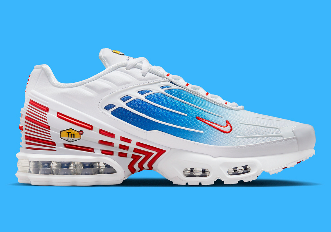 Dải màu xanh sống động tạo ra chủ đề Hoa Kỳ trên Nike Air Max Plus 3 - 3