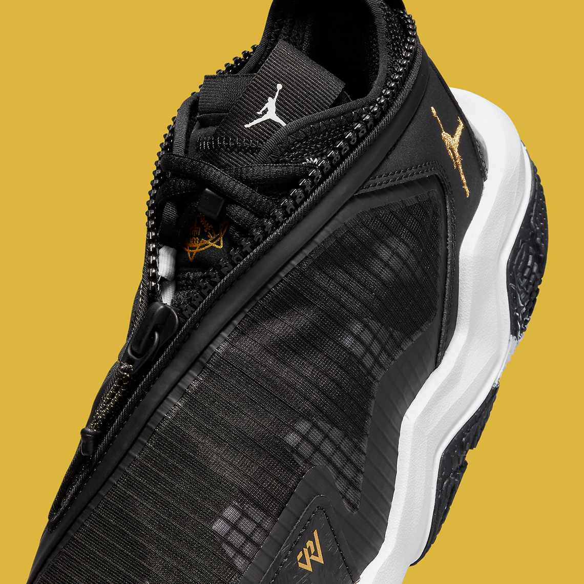 Đánh giá mẫu giày Jordan Why Not 0.6 Black/Metallic Gold của Russell Westbrook. - 7