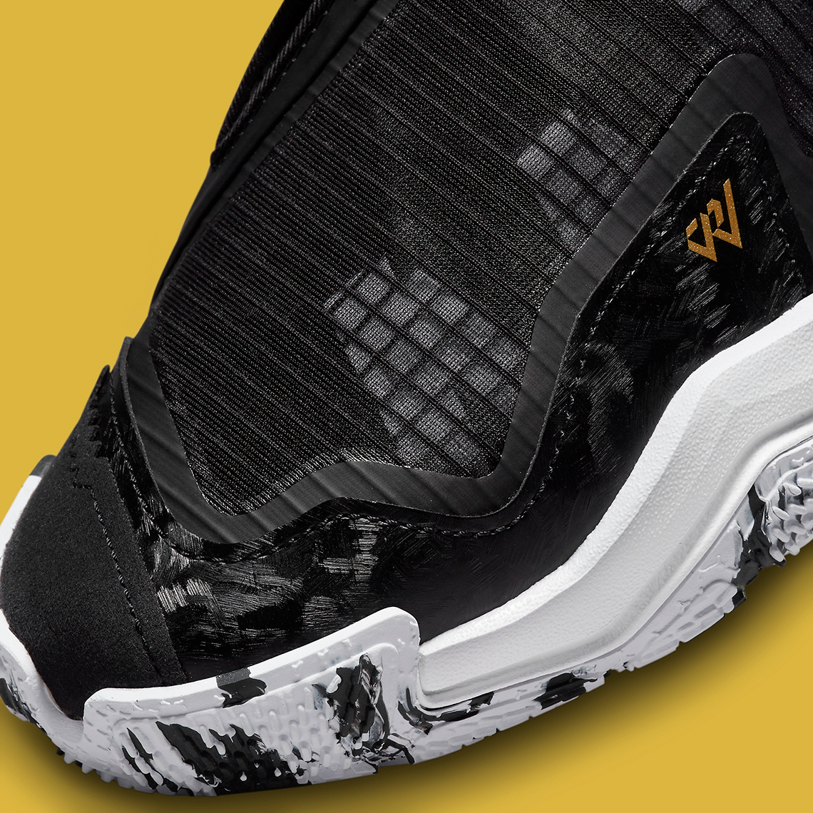 Đánh giá mẫu giày Jordan Why Not 0.6 Black/Metallic Gold của Russell Westbrook. - 9