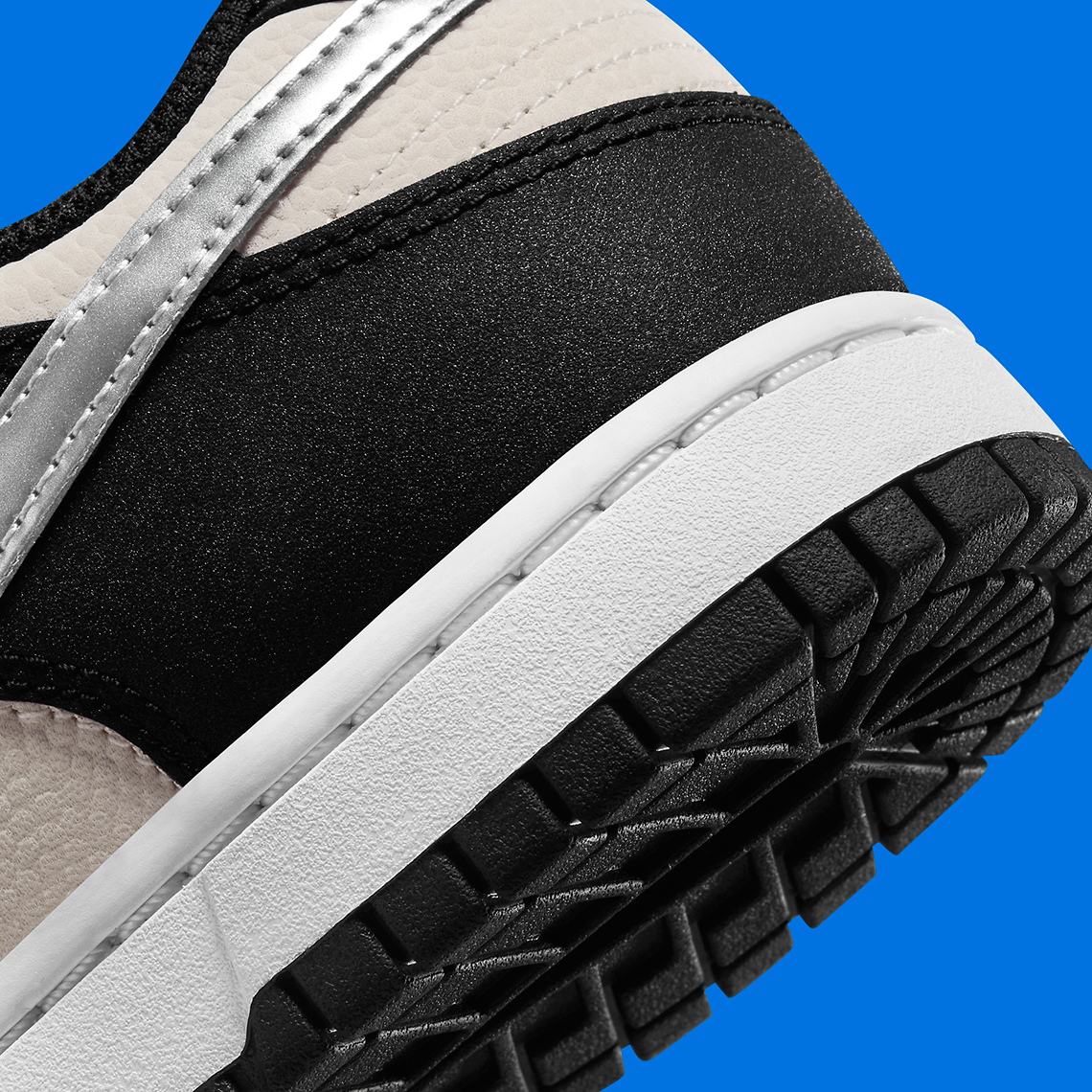 Dây buộc hình sao trên Nike Dunk Low là một sự bổ sung tuyệt đẹp - 7