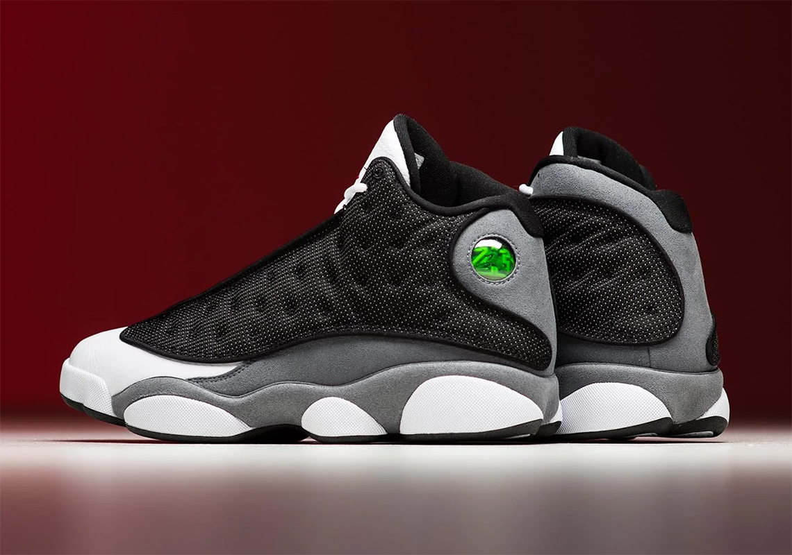 Điểm mua Air Jordan 13 Black Flint ở đâu? - 2