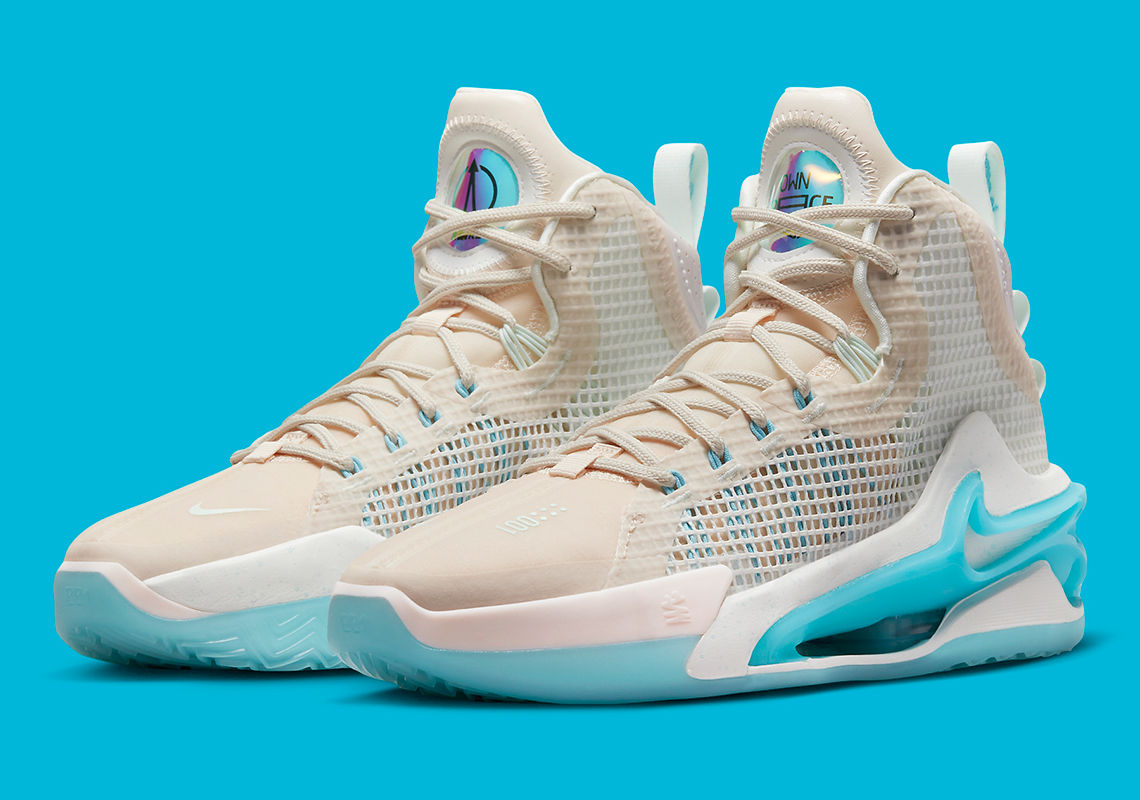 Điểm nhấn Vivid Sky làm sống động Nike Zoom GT Jump - 2