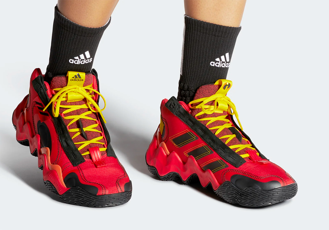 Đôi Adidas Basketball lấy cảm hứng từ bộ sưu tập của Pixar You're Not Good, You're Super! - 9