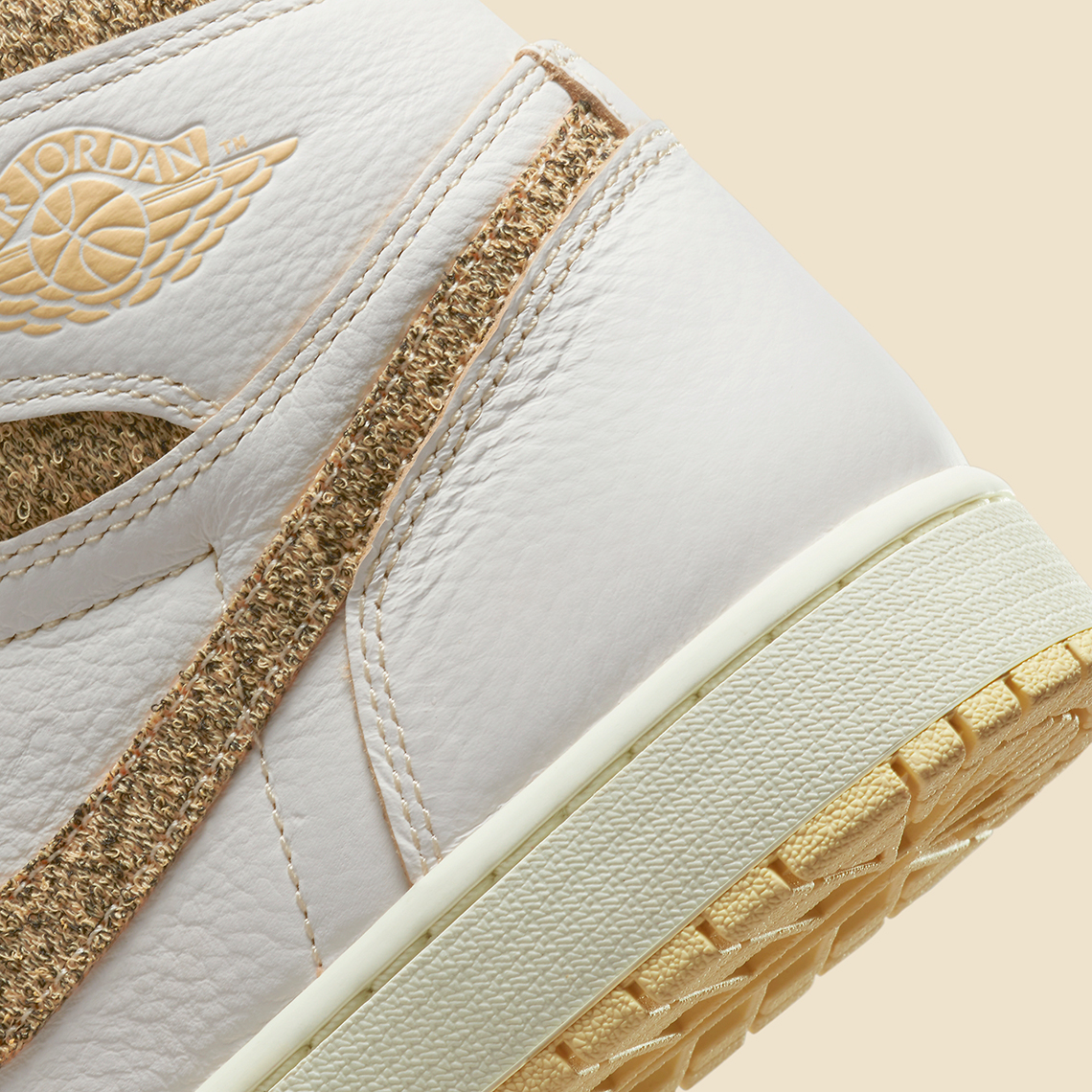 Đôi giày Air Jordan 1 Vibrations Of Naija sẽ được phát hành vào ngày 27/5/2023 - 8