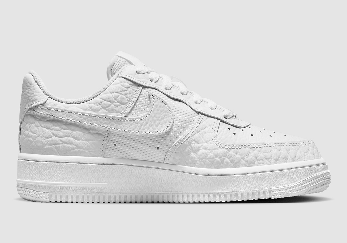 Đôi giày Nike Air Force 1 Low Color Of The Month màu trắng - 5