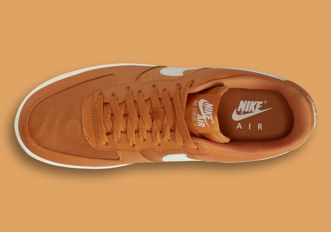 Đôi giày Nike Air Force 1 low này có hương vị bí ngô - 3