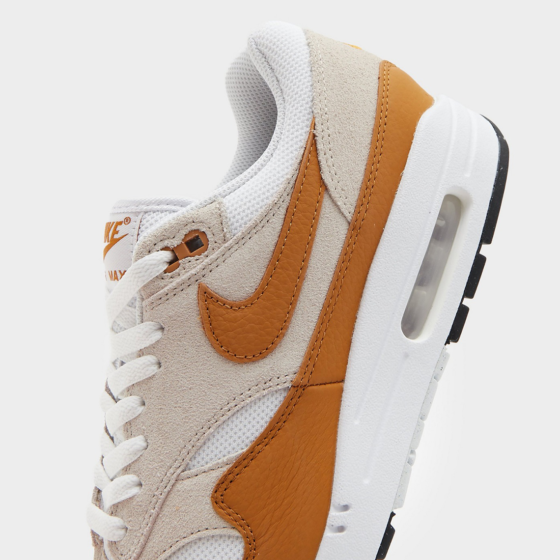 Đôi giày Nike Air Max 1 được phủ màu Magma Orange trên miếng che bùn - 6