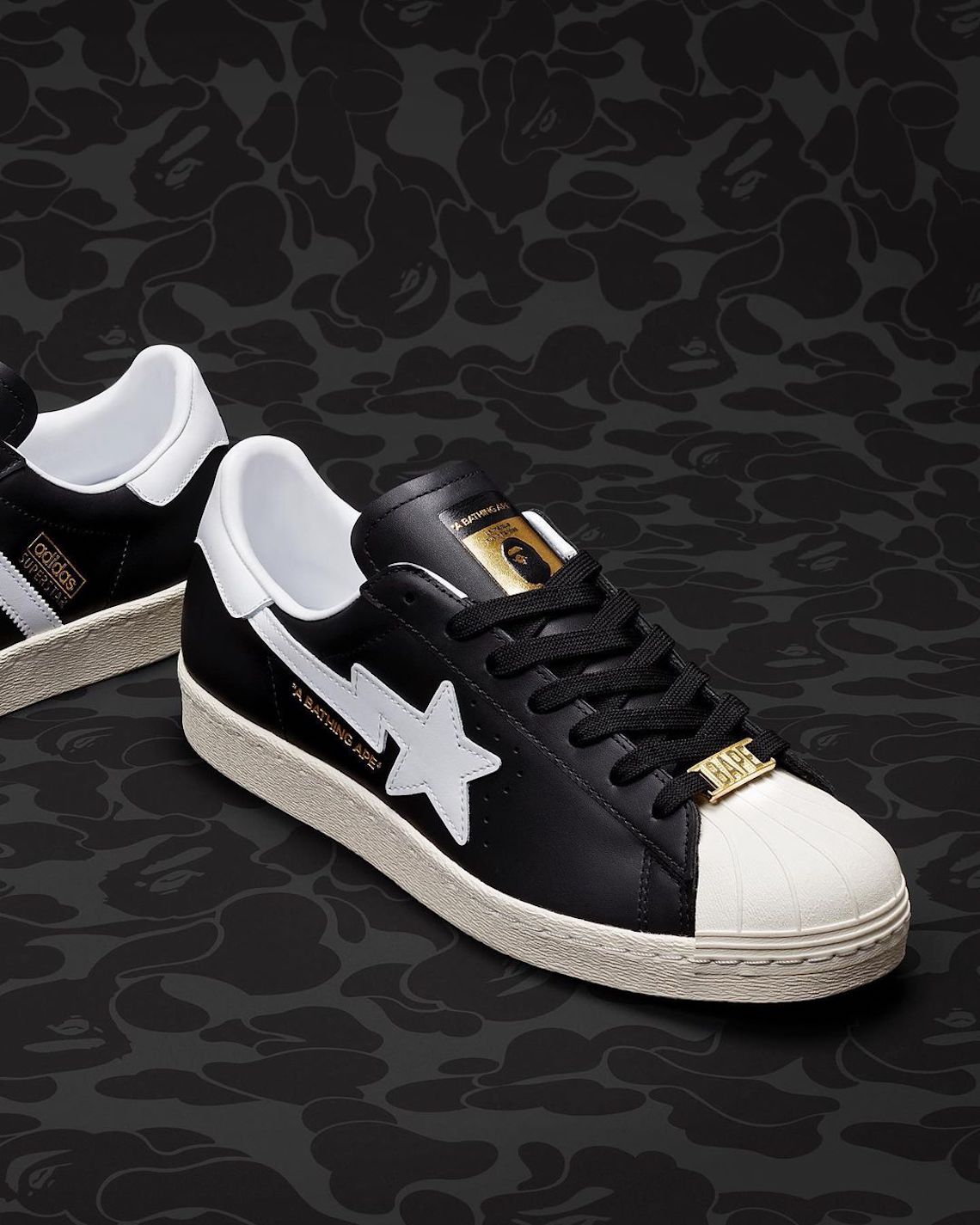 Đôi giày sneaker A BATHING APE® x adidas Superstar Black/White - 5