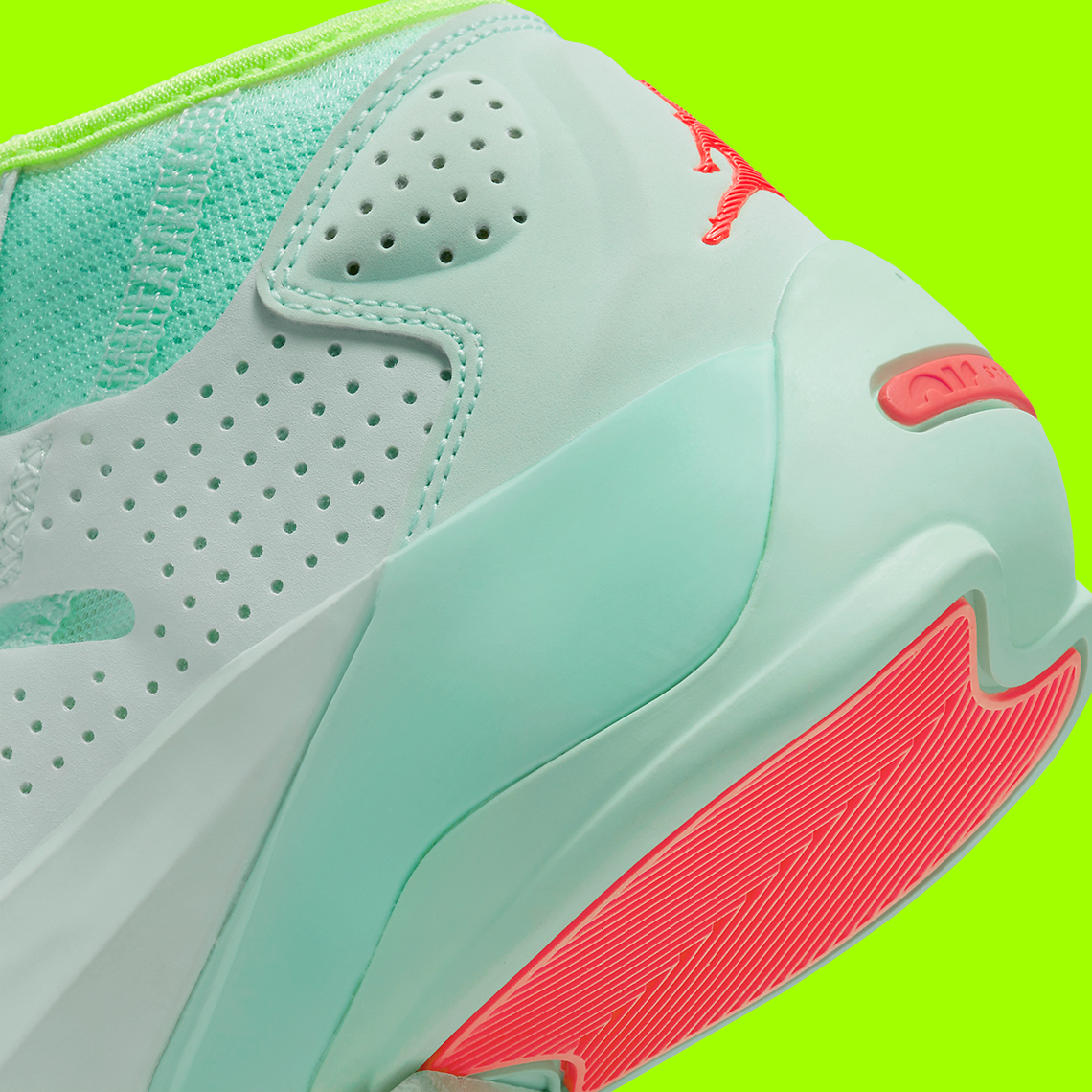 Đôi giày  sneaker Jordan Zion 2 GS với màu Barley Green/Volt - 7