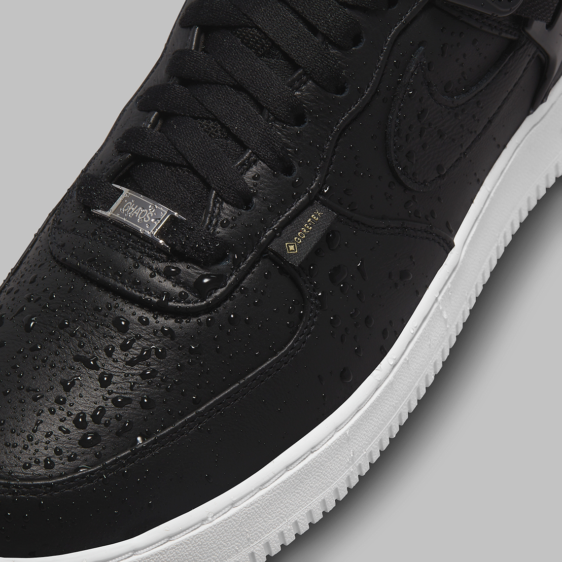 Đôi giày sneaker Nike Air Force 1 Gore-Tex Black xuất hiện trong màu đen - 10