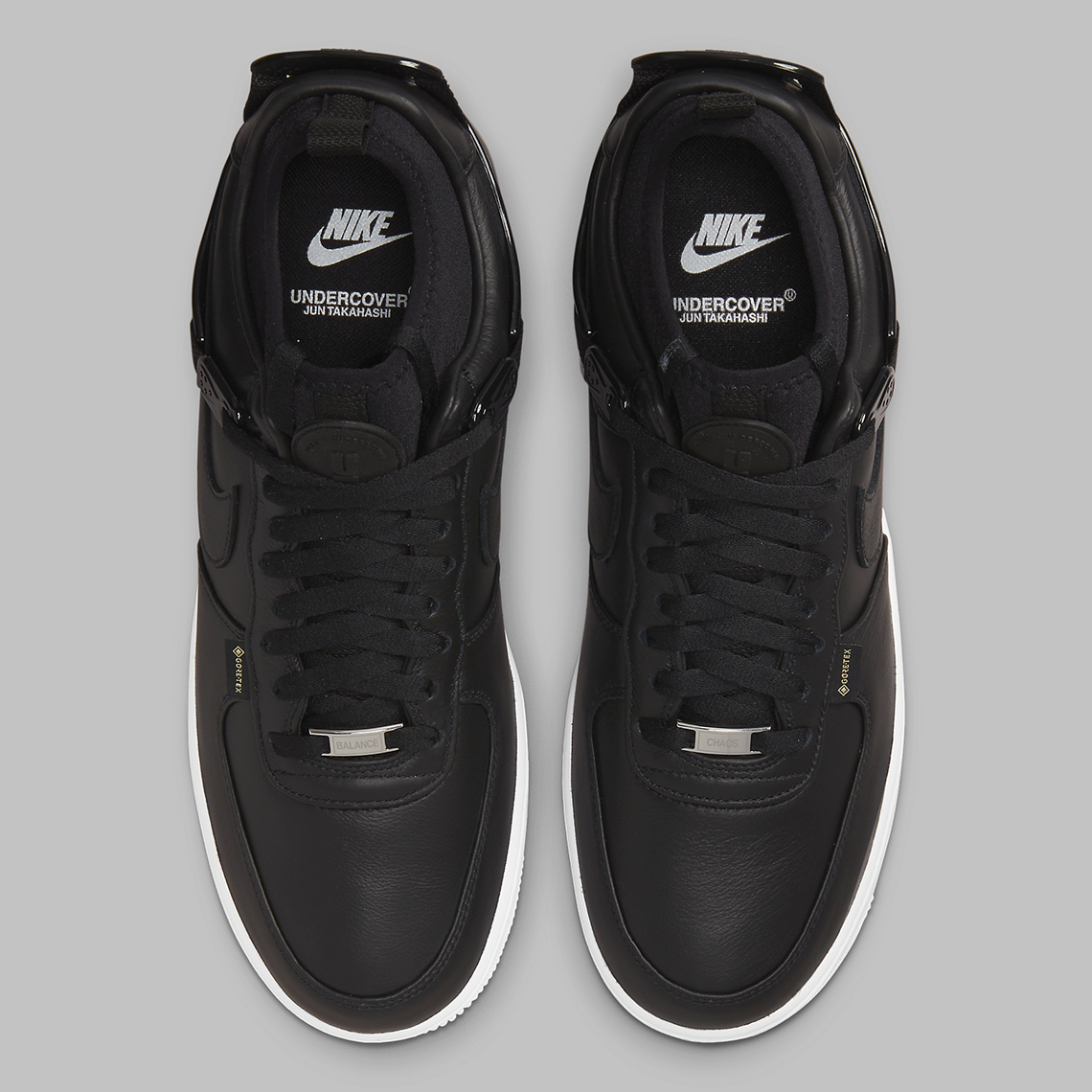 Đôi giày sneaker Nike Air Force 1 Gore-Tex Black xuất hiện trong màu đen - 5