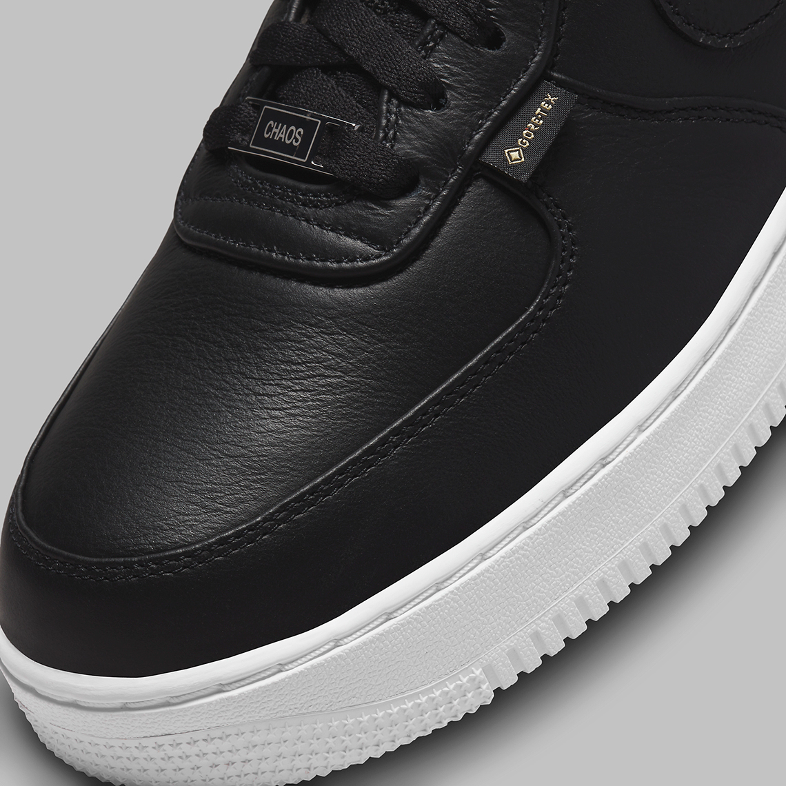 Đôi giày sneaker Nike Air Force 1 Gore-Tex Black xuất hiện trong màu đen - 8