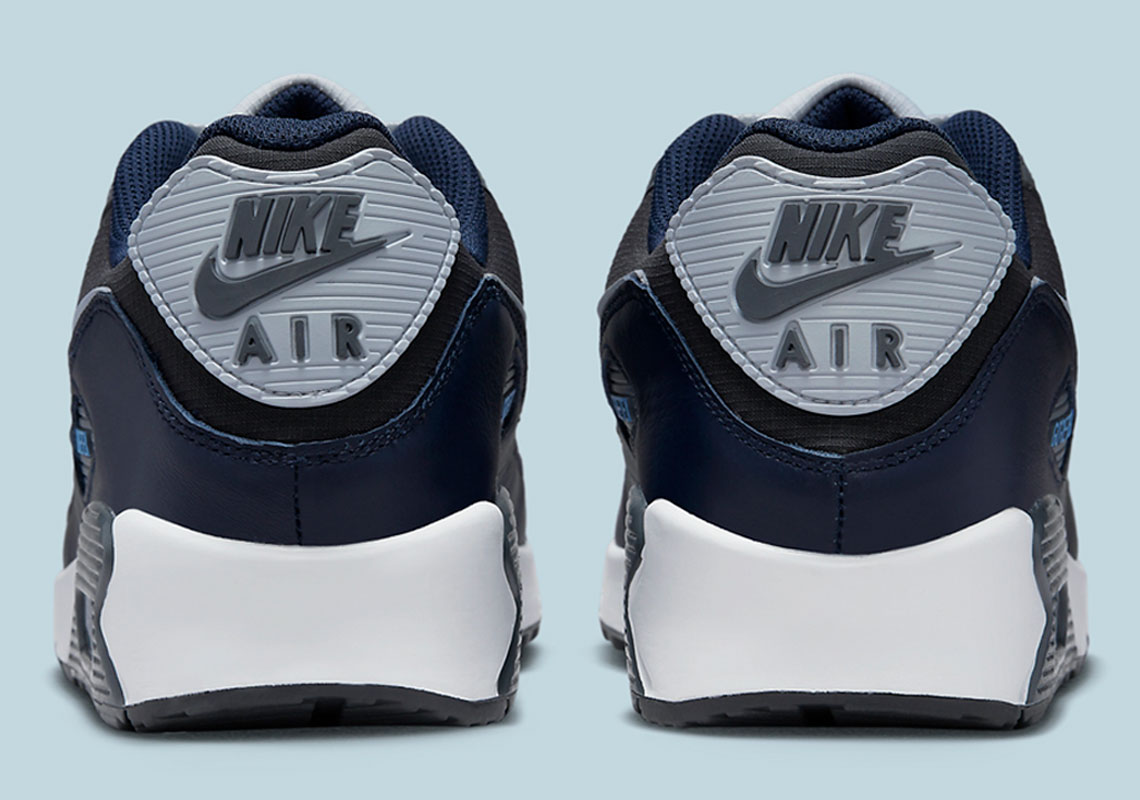 Đôi giày sneaker Nike Air Max 90 GORE-TEX Pure Platinum - 5