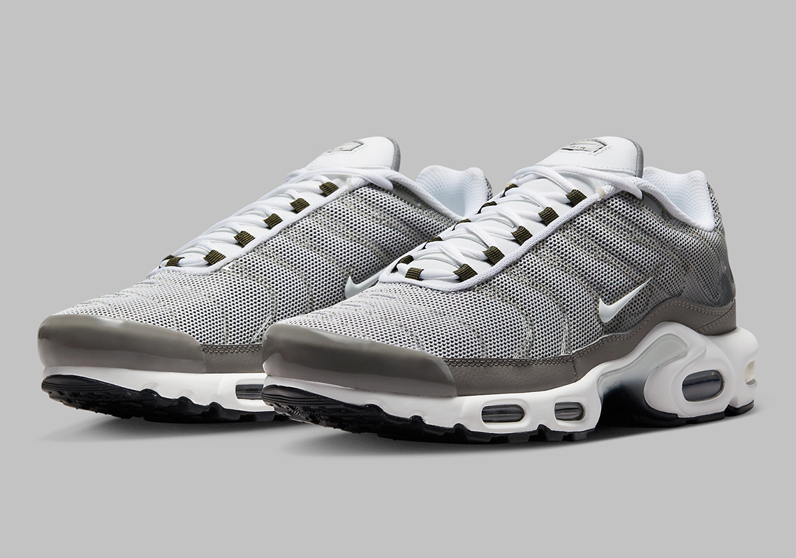 Đôi giày sneaker Nike Air Max Plus màu xám - 2